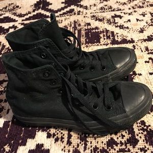 Black high top converse